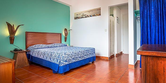 Hotel La Madrague ดาการ์ ภายนอก รูปภาพ