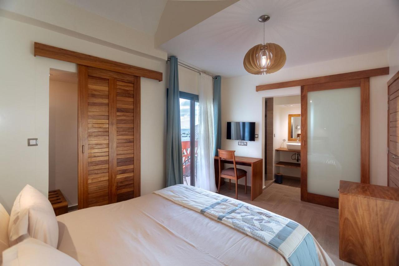 Hotel La Madrague ดาการ์ ภายนอก รูปภาพ